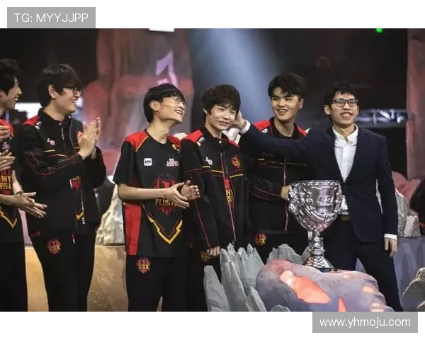 FPX战队在CSGO比赛中的经验分享与战术解析